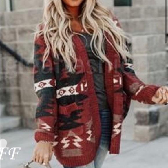New! Soft Luxury Native Print Cardigan Sweater - Picture 2 of 5